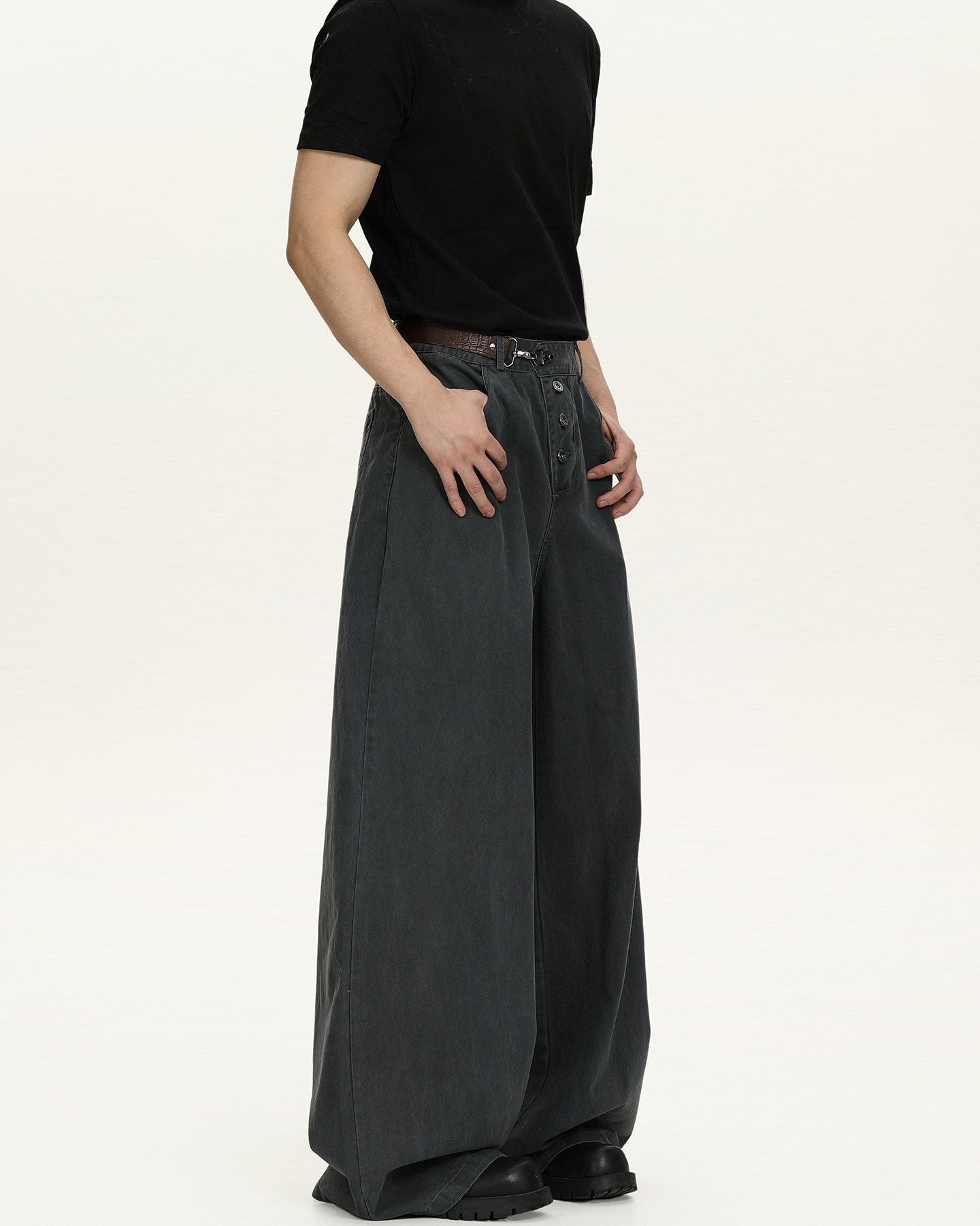 Wide-Leg Jeans Herren aus Washed Cotton – Relaxed Fit Denim