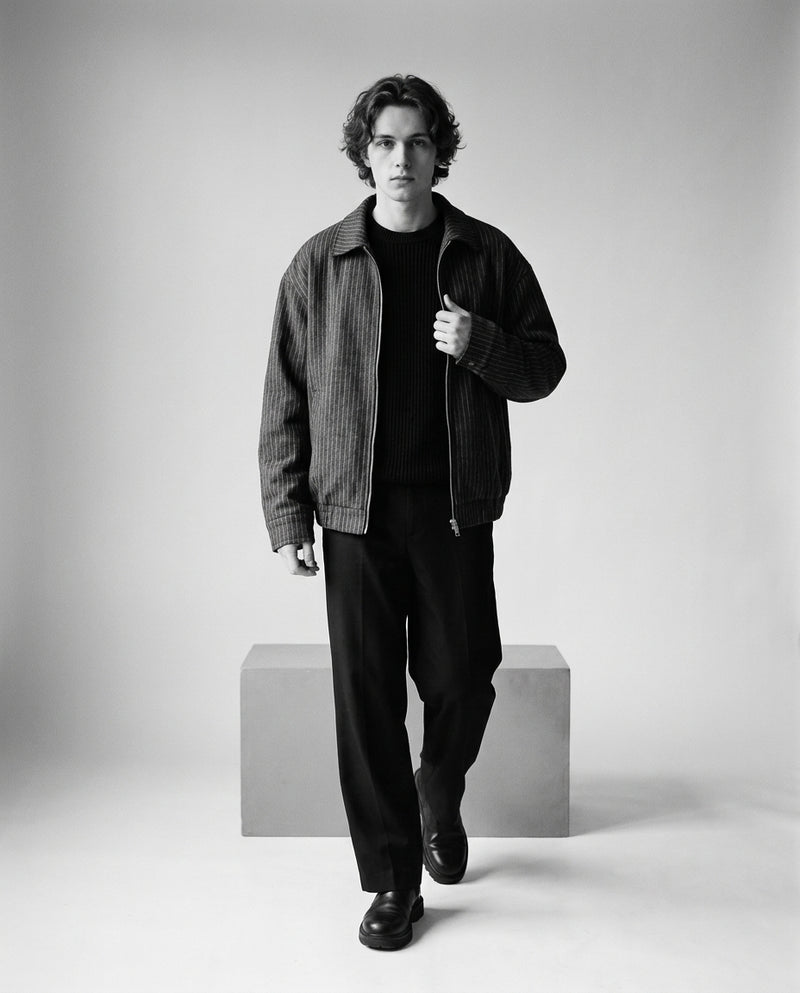 NUVERY – Pinstripe Zip-Jacke
