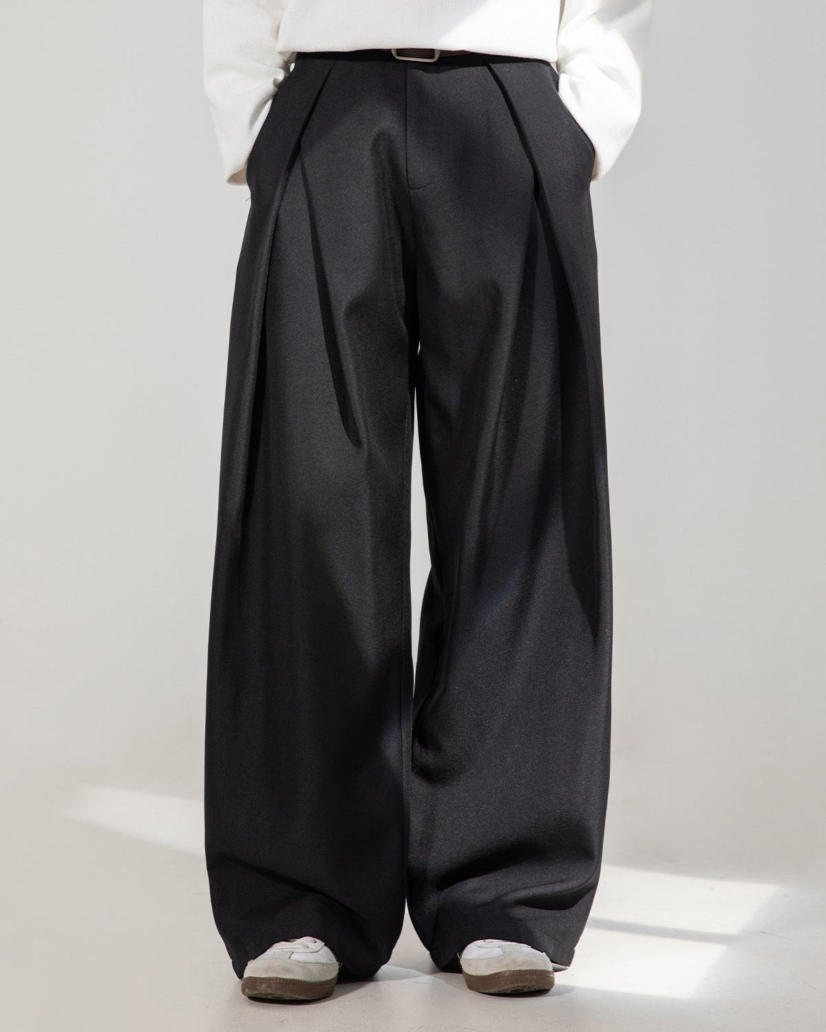 Wide-Leg Hose Herren mit Bundfalten – Plissierte Tailored Hose